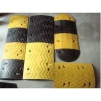 道路減速設(shè)備 交通安全的關(guān)鍵守護(hù)者